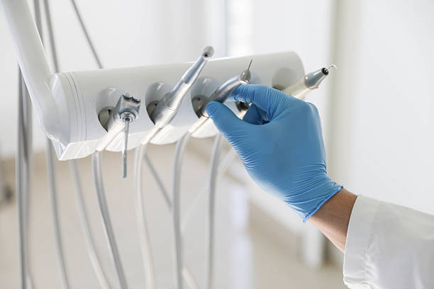 Professional Emergency Dentist technician working in Mountain Green, UT